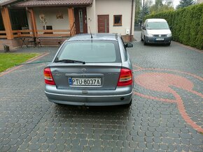 Opel Astra 2 - 3