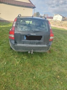 volvo v50 2004 - 3