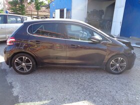 Sprzedam części zamienne do Peugeot 208 1,6hdi - 3