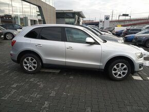 Sprzedam Audi Q5 Benzyna 2010r - 4