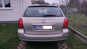 Toyota Avensis 1.8 benzyna + LPG - 4