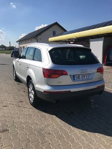 Audi Q7 - 4