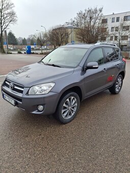 Sprzedam Toyota Rav 4 2.2 110kw 150km diesel - 4