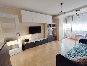 2 pokoje, 54.20m2, balkon, III p., po remoncie, ul. Podmiejs - 4