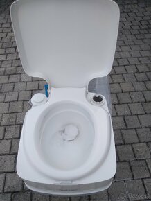 Toaleta turystyczna Porta Potti Qube 165 marki Thetford Zape - 4