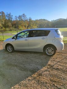 Toyota Verso 1.6 132 KM benzyna 7-os. - 4