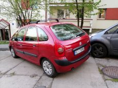 Sprzedam Citroena Xsarę Picasso 1,6 benzyna - 4