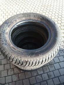 Opony 195/65/15 R GOODYER ULTRA GRIP 91 t m+s zimowe rok 202 - 4