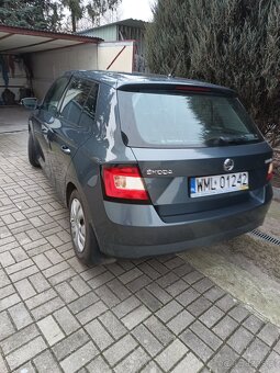 Sprzedam skoda fabia 1.0 - 4