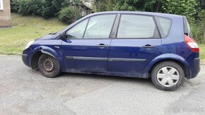 Renault Megane Scenic-Polecam - 4