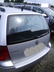 Volkswagen Bora kombi 1.9 TDI 130 KM 2001 r. na części - 4