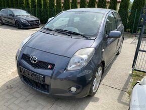 Yaris 1.8benzyna 2008r - 4