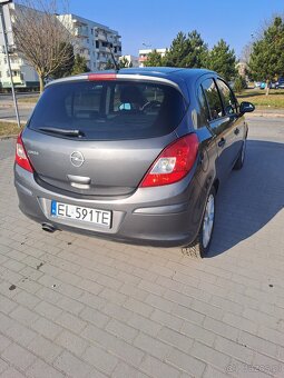 Opel Corsa D Hatchback 1.4 - 4