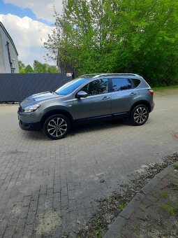 Nissan Qashqai z 2011r.- 1.6 benzyna. - 4