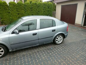 Opel Astra 2 - 4