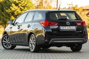 Toyota Auris - 4