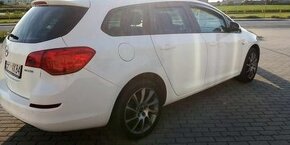 Astra J  1.4 mpi    Benzyna / gaz - 4