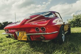 Chevrolet Corvette C2 Coupe - 4