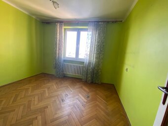 Mieszkanie o pow. 52.62m2, balkon, III piętro, do remontu, u - 4