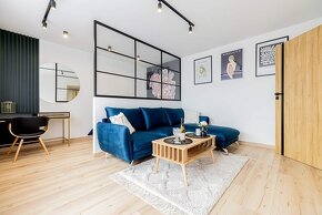 2 pokoje, 38.20m2, balkon, winda, po remoncie, umeblowane, O - 5