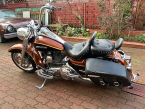 Harley Davidson Road King CVO 110 anniversary 105 - 5