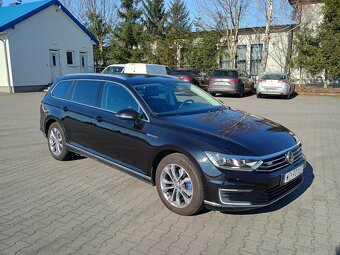 Volkswagen Passat 1.4 benzyna+ prąd - 5