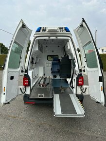 Volkswagen Transporter T6 - 2.0 TDI Ambulans / Karetka 4x4 - 5