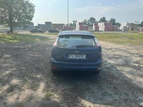 Ford Focus 1.6 - 5