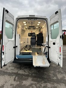 VW Crafter - 2.0 TDI Ambulans / Karetka 4x4 - 5