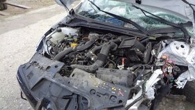 Sprzedam części zamienne do renault clio IV kombi 0,9tce 66k - 5