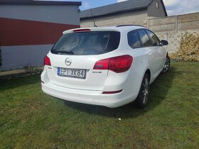 Opel Astra J 1.4 mpi  eco FLEX - 6