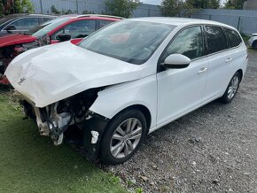 Peugeot 308 SW 1.2i 96kw, r.6/2015, klimatyzacja - 6