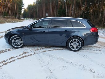 Opel insignia sport tourer - 6