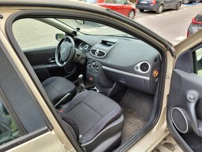 Renault Clio III 1.6 - 6