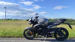 Triumph Street Triple 765 R--2023 - NOWY MODEL - 6