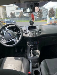 Ford  Fiesta - 6