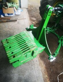 Adapter tuza pod obciążniki John Deere - 6