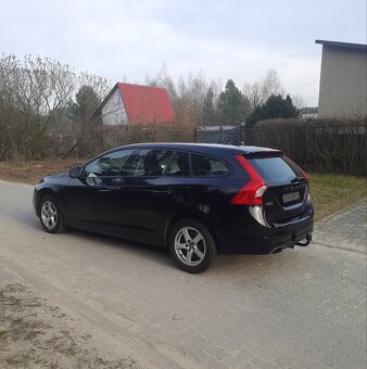 VOLVO V60 po lift z 2014r.- 2.0 diesel- 181KM - 6