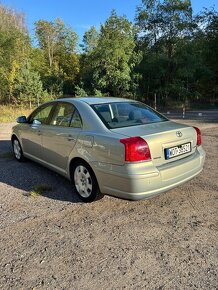 Avensis 1,8 benzyna - 6