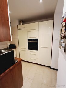 Mieszkanie trzypokojowe o powierzchni 56,70m² na osiedlu Pan - 7