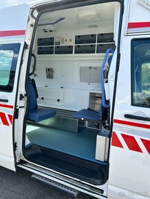 Volkswagen Transporter T6 - 2.0 TDI Ambulans / Karetka DSG - 7