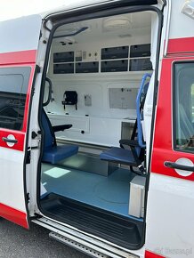 VW T6 - 2.0 TDI Ambulans / Karetka DSG - 7