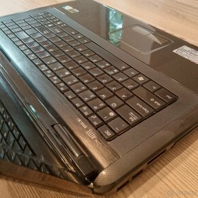 Laptop Asus Pro79L - 7