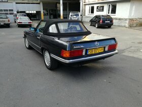 Mercedes-Benz 500 SL 1985r. R107 2+2 - 8