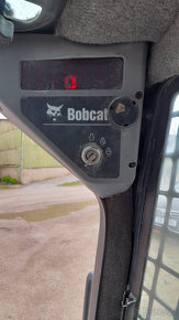 Bobcat S130, rok 2008 - 8