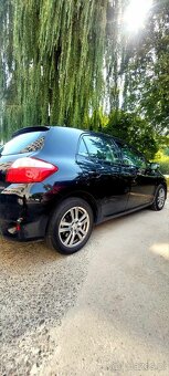 Sprzedam Toyota Auris - 8