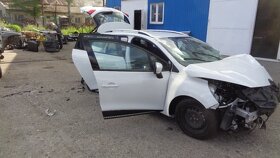 Sprzedam części zamienne do renault clio IV kombi 0,9tce 66k - 8