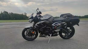 Triumph Street Triple 765 R--2023 - NOWY MODEL - 8