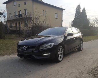 VOLVO V60 po lift z 2014r.- 2.0 diesel- 181KM - 8