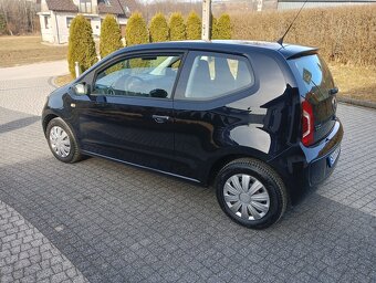 Volkswagen up - 8